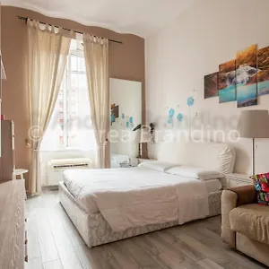 Apartment Sweet, Rome